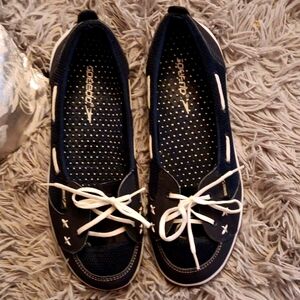 Speedo shoes NEW size 9